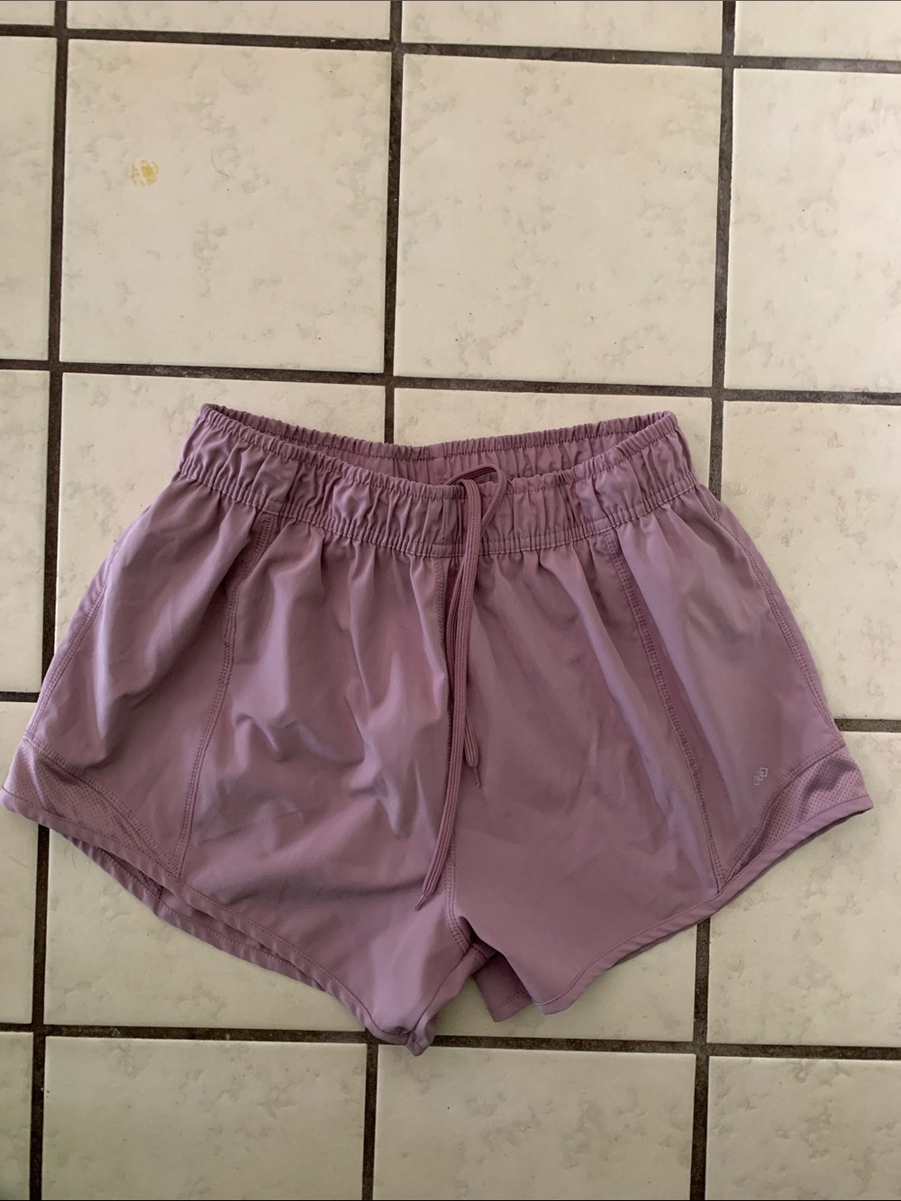 Leg3nd Women’s athletic shorts size Medium